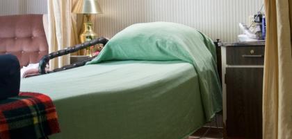 Dom z dala od domu: poznajemy miejsca zamieszkania seniorów